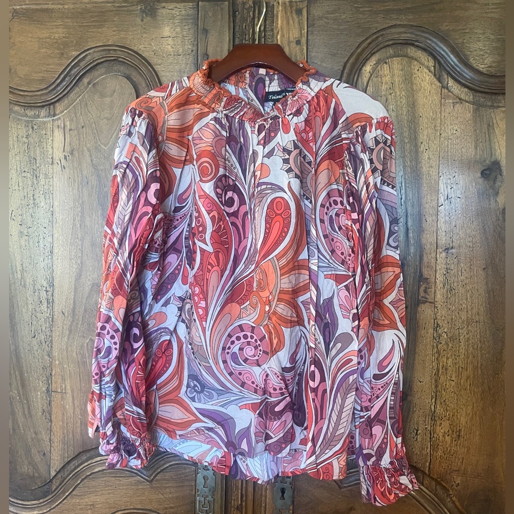 Tolani Top- pinks, oranges paisley, size M